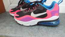 Super buty sportowe marki Nike Air react 270 roz 36,5