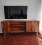 Aparador de TV , sala ou sala de jantar em pinho mel