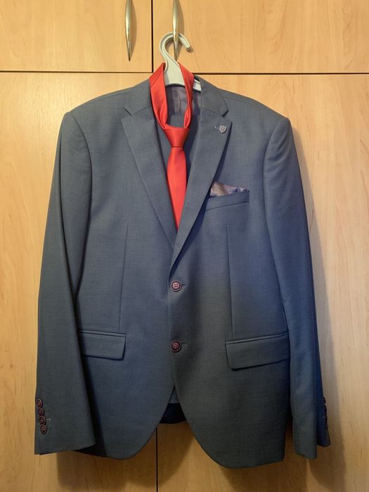 Костюм мужской 52р.