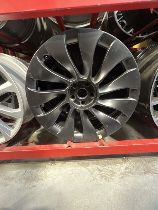 *Komplet alufelg 5x112 19”