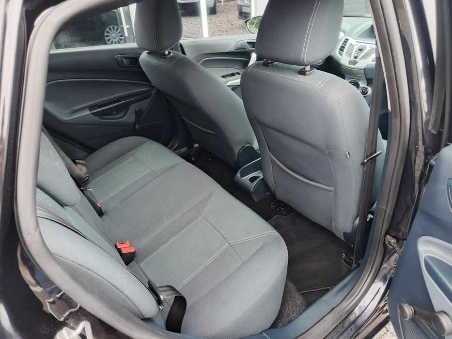 Ford Fiesta Ślicznotka Titanium mały przebieg