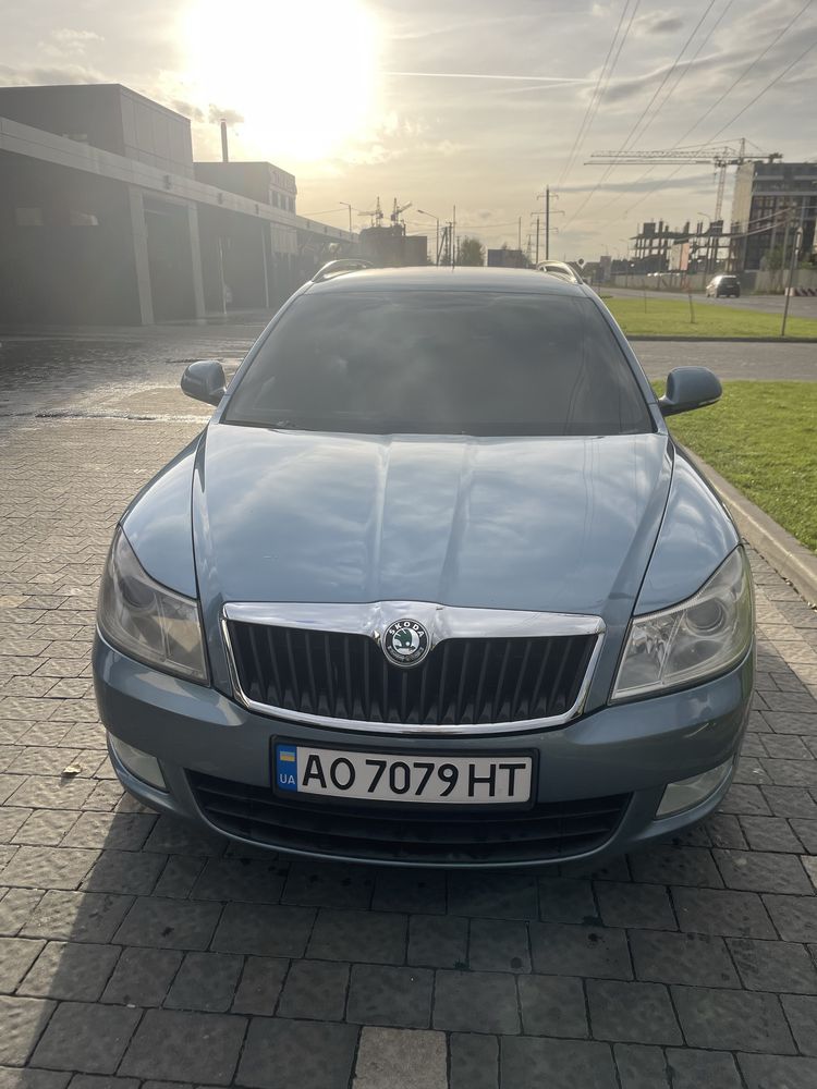 Skoda Octavia , Шкода Октавія A5 дизель 2,0 2009 рік