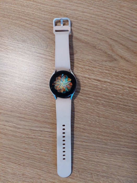 Продам смарт часы годинник Samsung Galaxy Watch 5