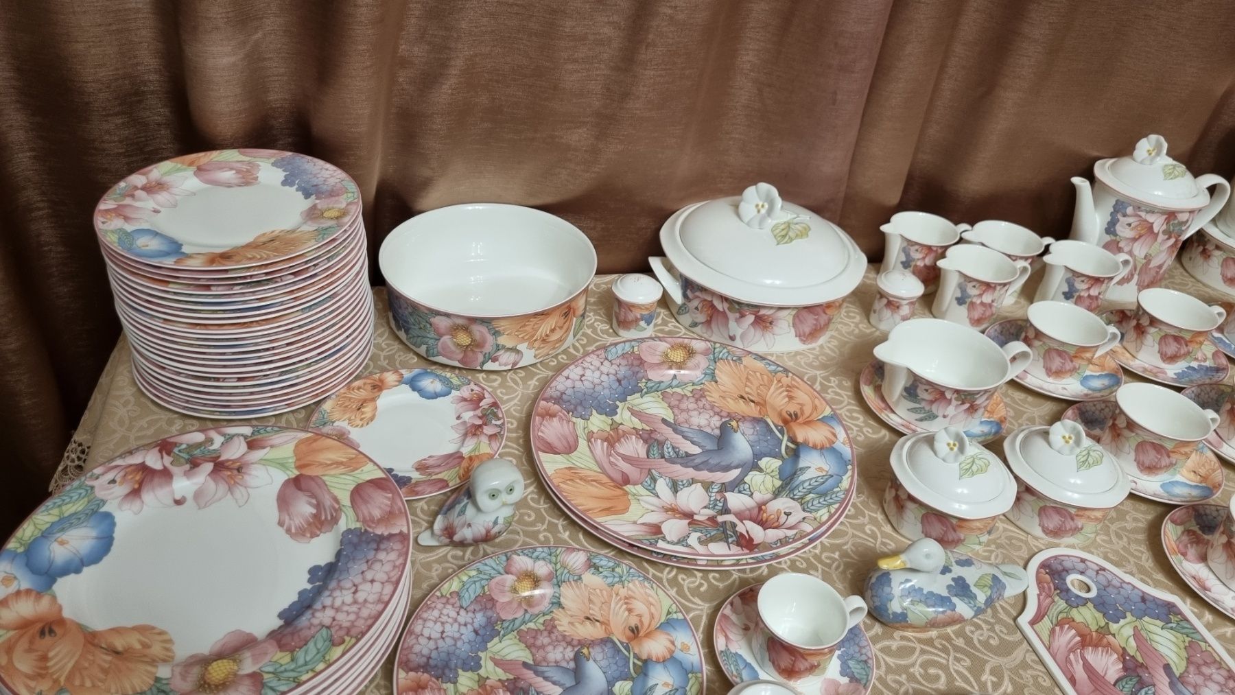 Дуже яскравий та досить рідкісний сервіз Villeroy&Boch Corolla. Поштуч