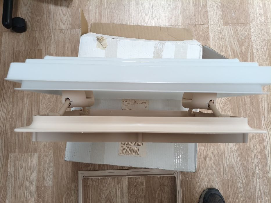 Dachluke MPK e Dometic Clarabóia + rede mosquiteira/blackout Autocara