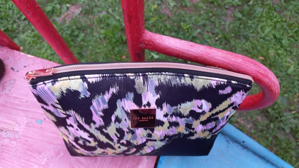 косметичка на замок,клатч,Ted Baker,абстракція, Англія
