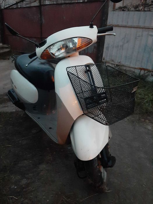 Скутер Honda Tact