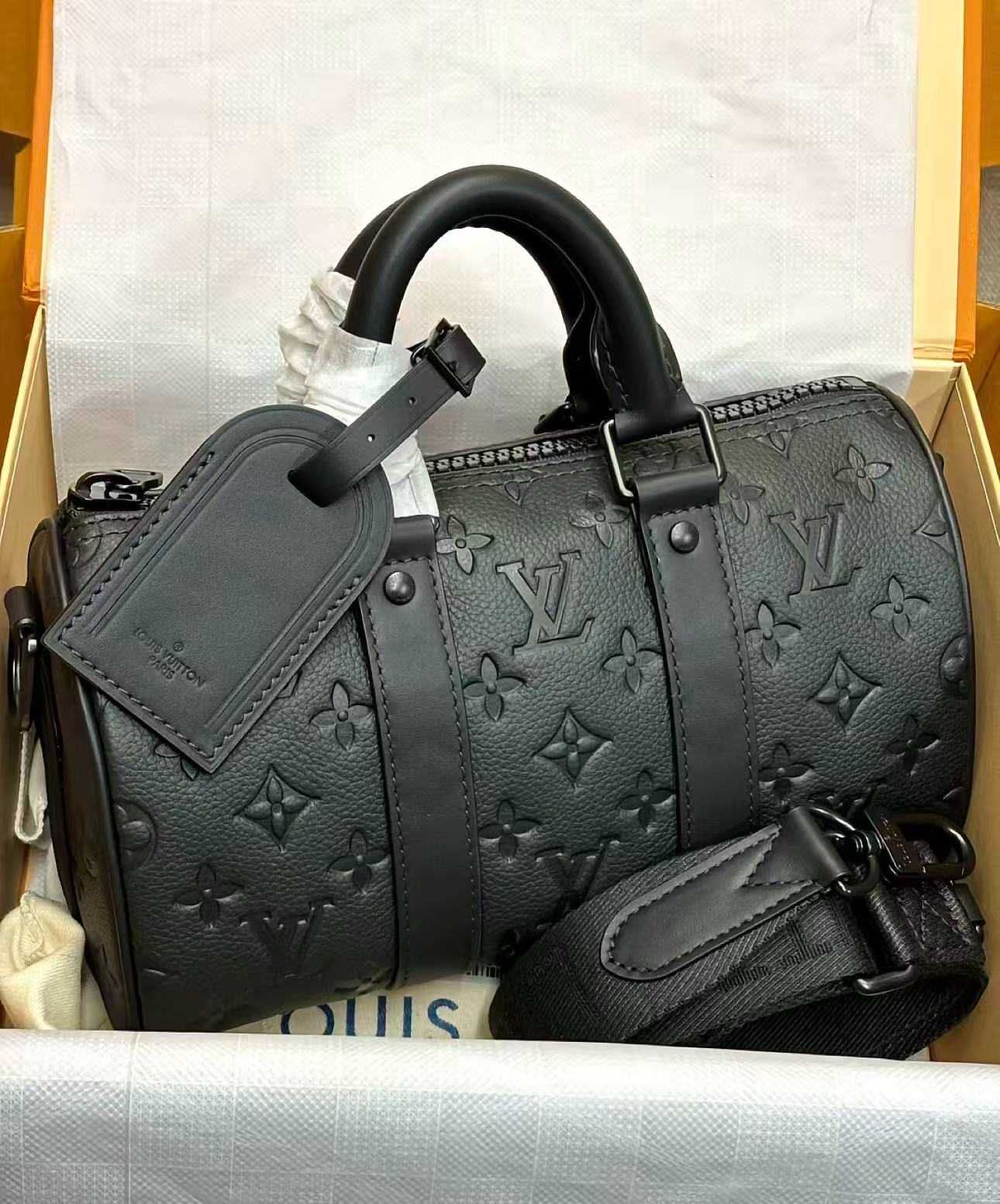 Mala de Viagem LOUIS VUITTON Keepall 25.