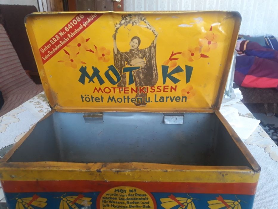 Stara puszka Art Deco Motki ok.1935 r.