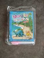 Livro e caneta mágica