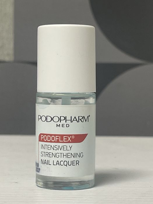 Зміцнювальний лак Podopharm