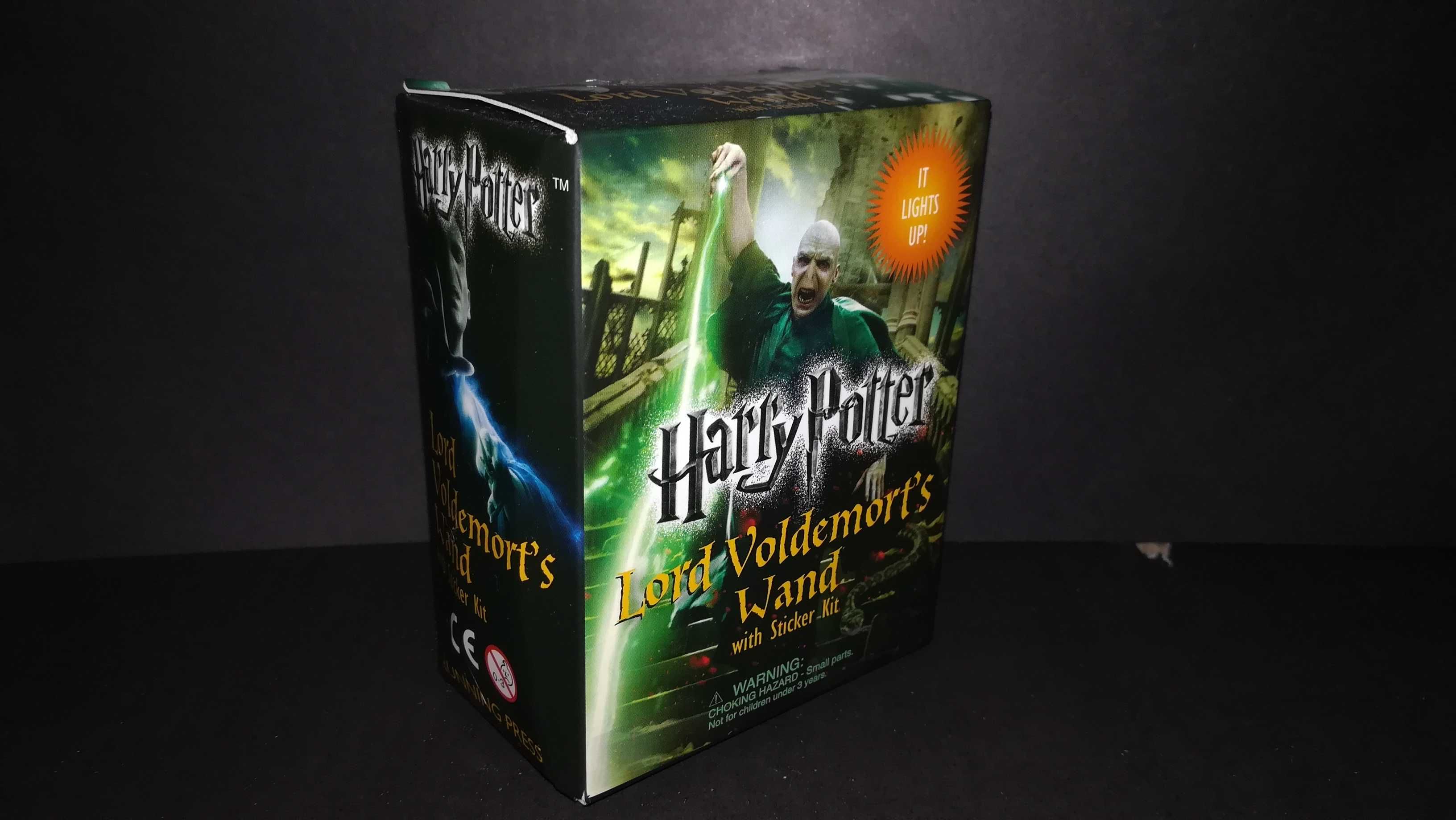 Harry Potter varinha Voldemort COM LUZ e cobra + autocolantes - NOVO