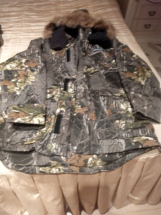 Продается мужской водонепроницаемый костюм для охоты и рыбалки новый