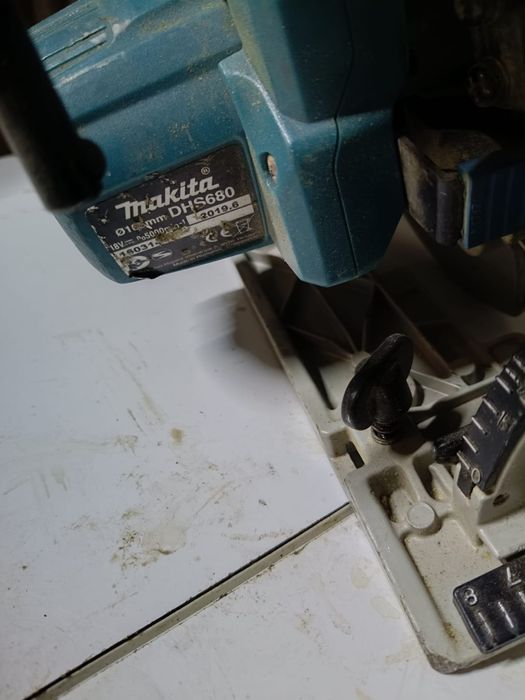 Piła pilarka tarczowa MAKITA 18V Stan BDB dewalt milwaukee hilti