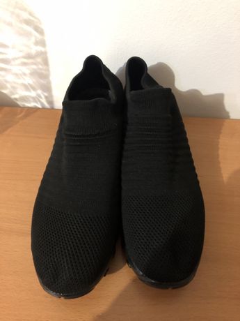 Sapatos pretos