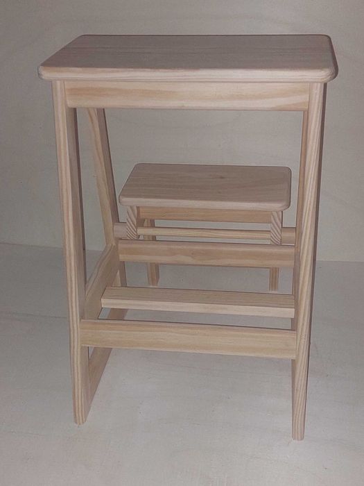 Banco / Escadote(Escada)