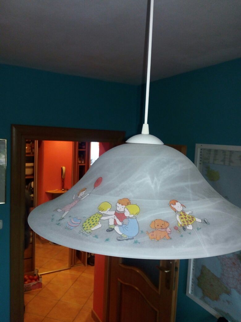 Lampa / żyrandol do pokoju dziecięcego