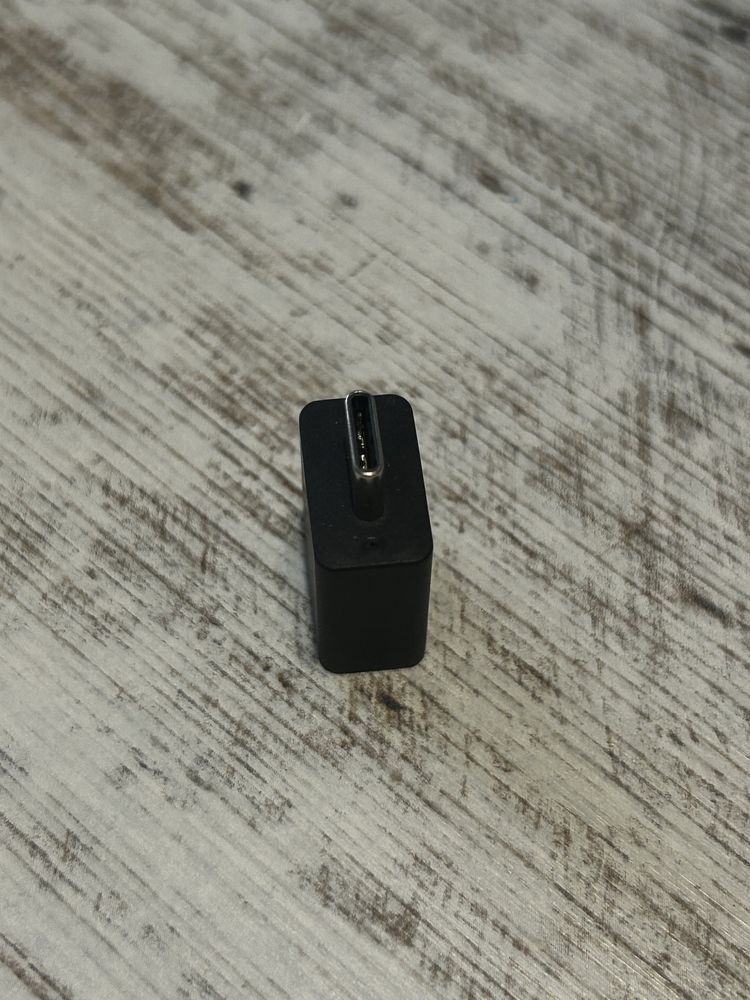Оригінальний кабель Logitech / перехідник USB-C > USB-A