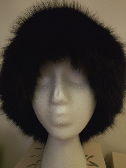 Czapka damska  z futerka