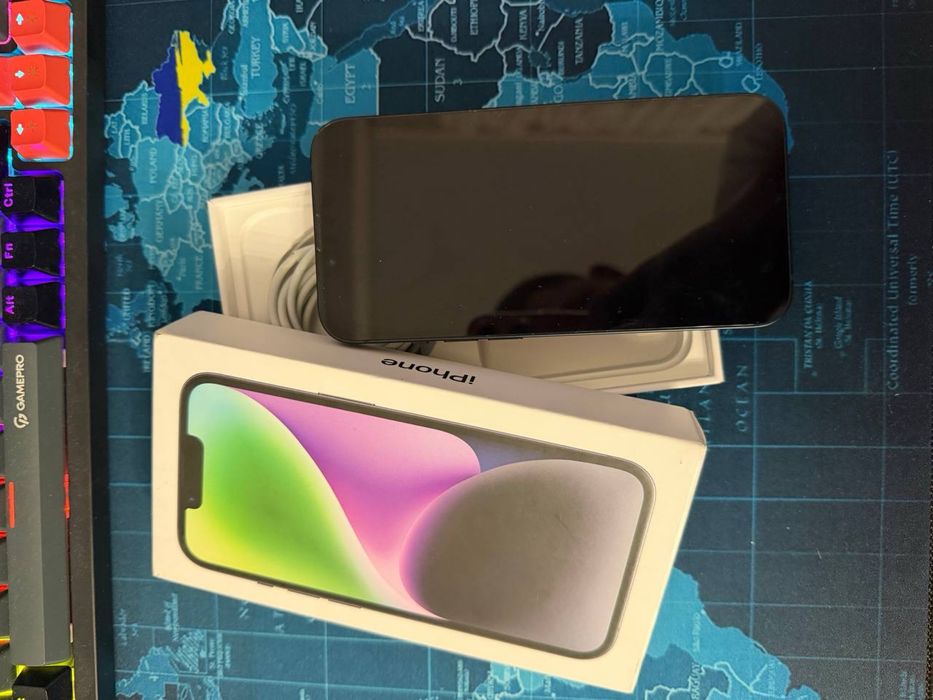 Продам Iphone 14 128-Gb в оличном состоянии