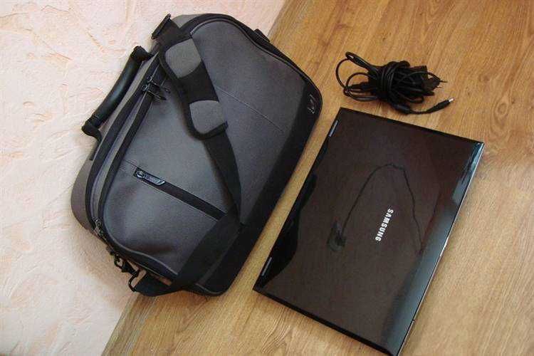 Мультимедийный ноутбук Samsung полностью рабочий