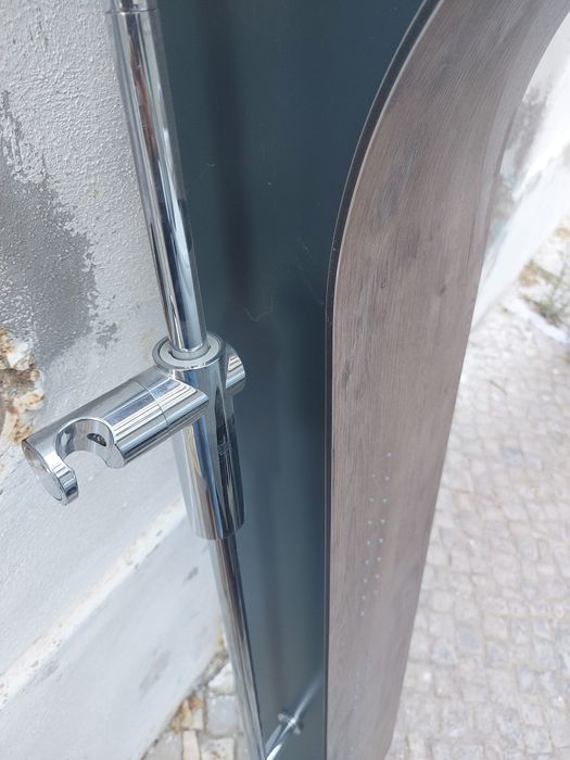 Coluna de duche em madeira tudo completo e novo