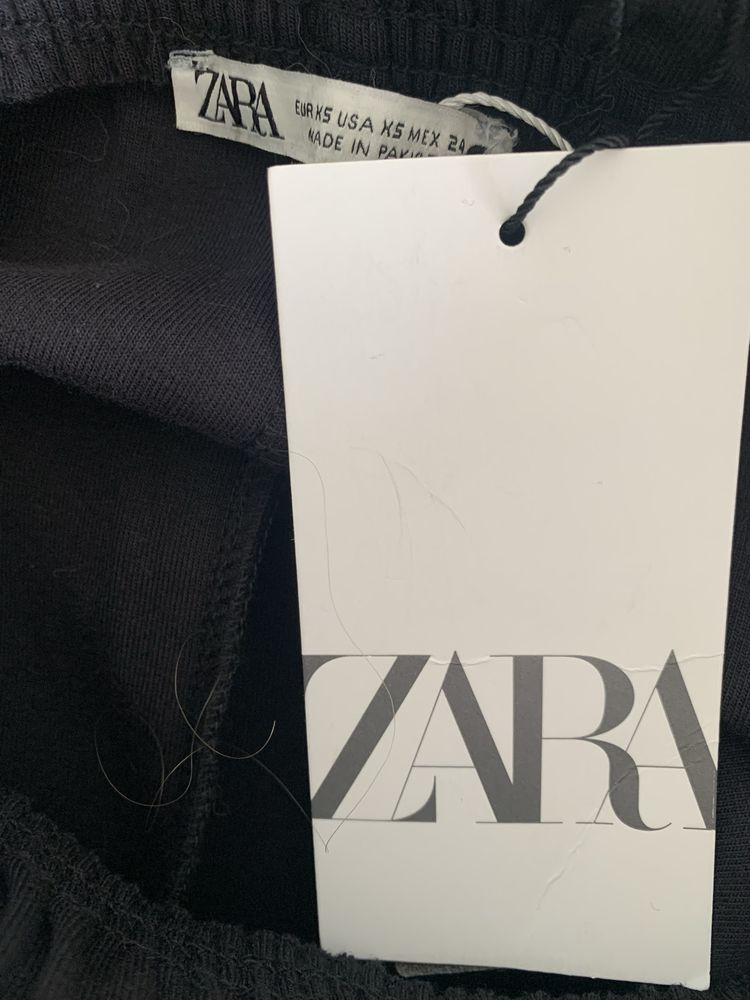 Спідниця zara. Купувала в Італіі, розмір xs. Довга, с розрізом , дуже