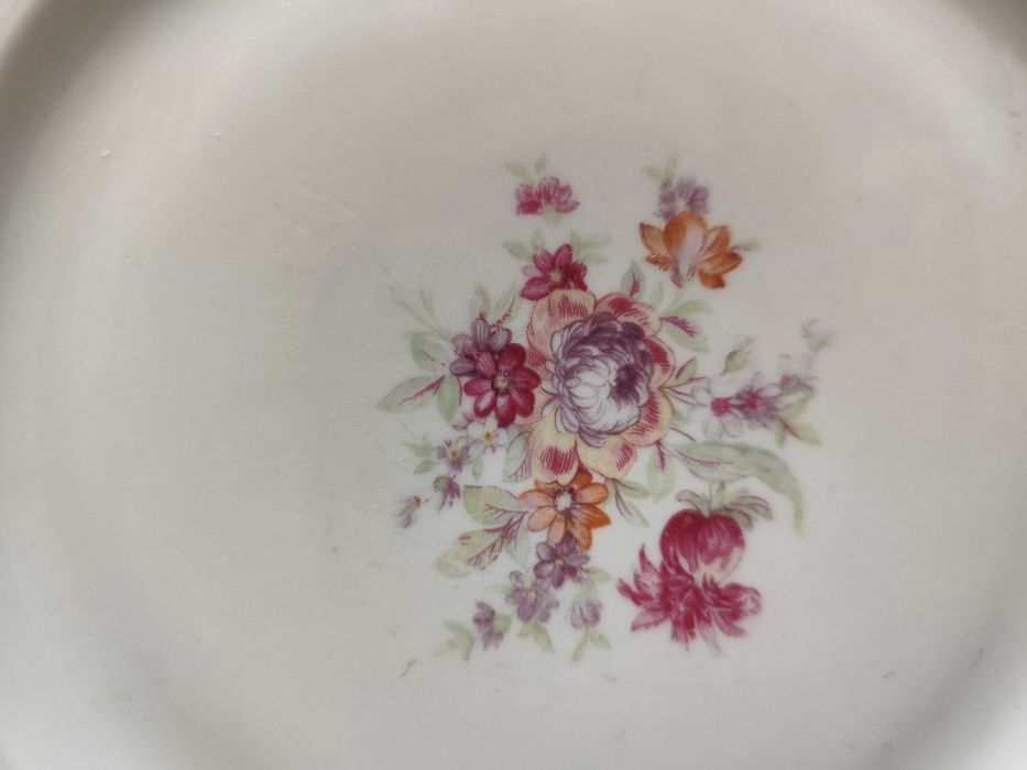 Wałbrzych Talerz płytki porcelana malowana w kwiaty