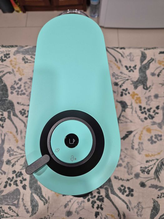 Máquina Nespresso Vertuo Pop