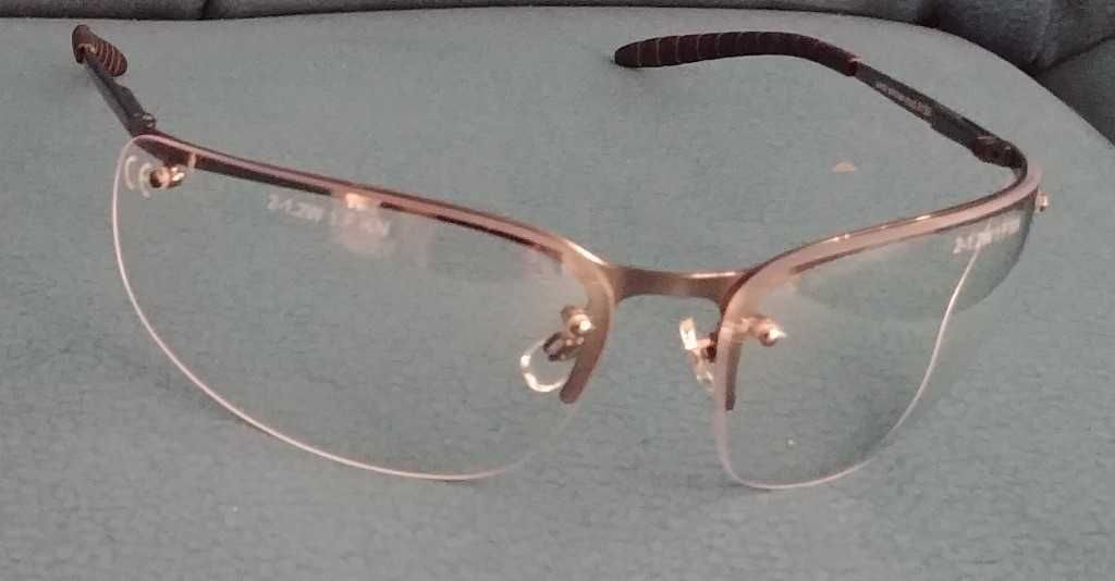 Okulary ochronne UVEX WINNER. OPAKOWANIE 5 par
