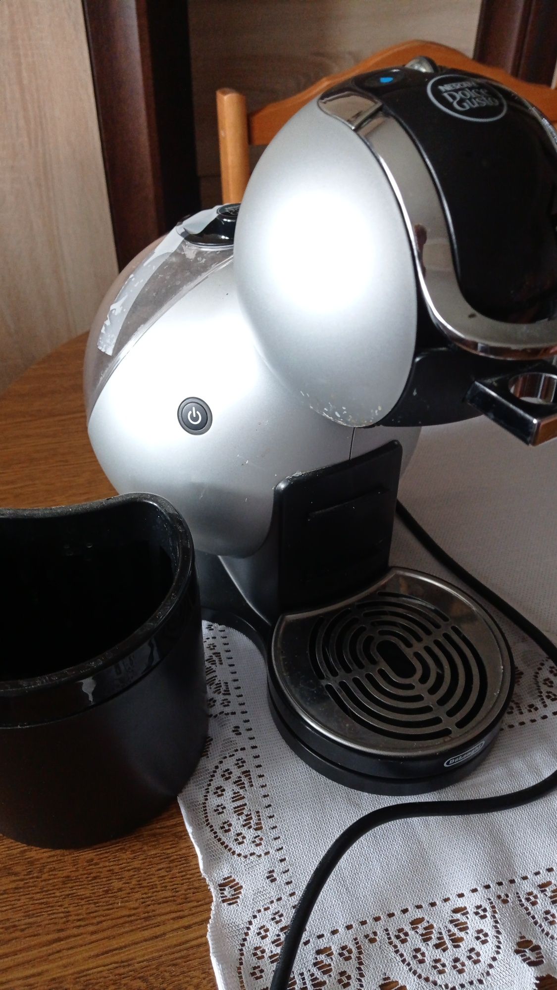 Ekpress do kawy DeLonghi na kapsułki Nescafe