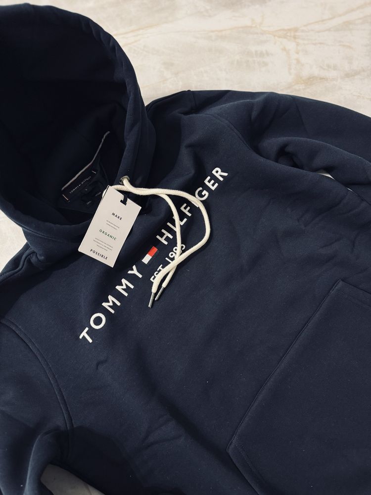 Granatowa męska ocieplana bluza Tommy Hilfiger r. L