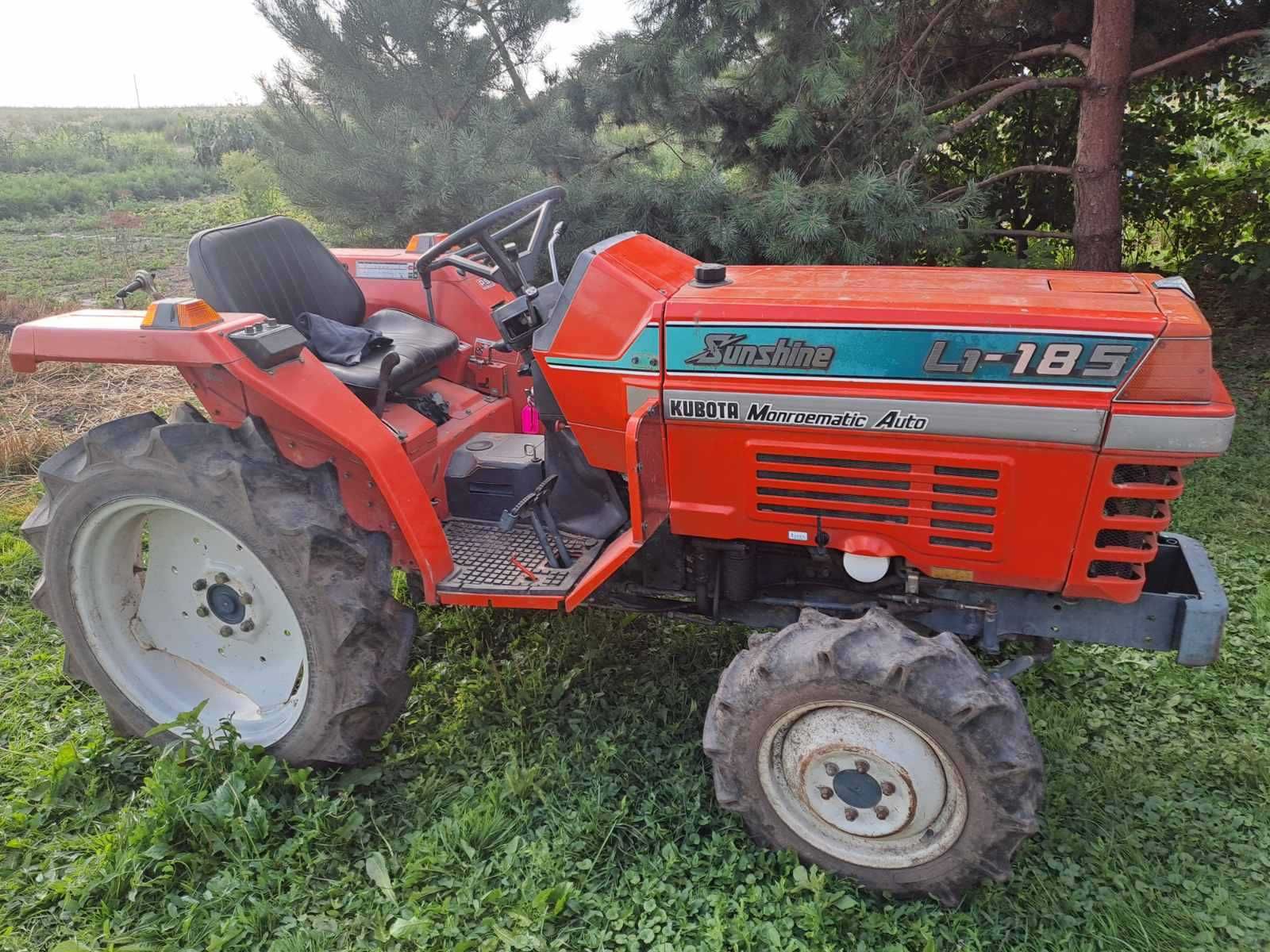 Kubota L1-185. Мінітрактор