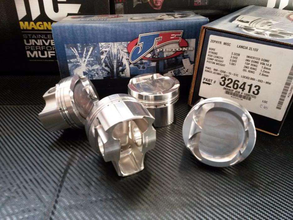 Pistons Bielas ZRP Wiseco Wossner Saxo Cup 106 TU5JP4 1.6 Turbo AE86