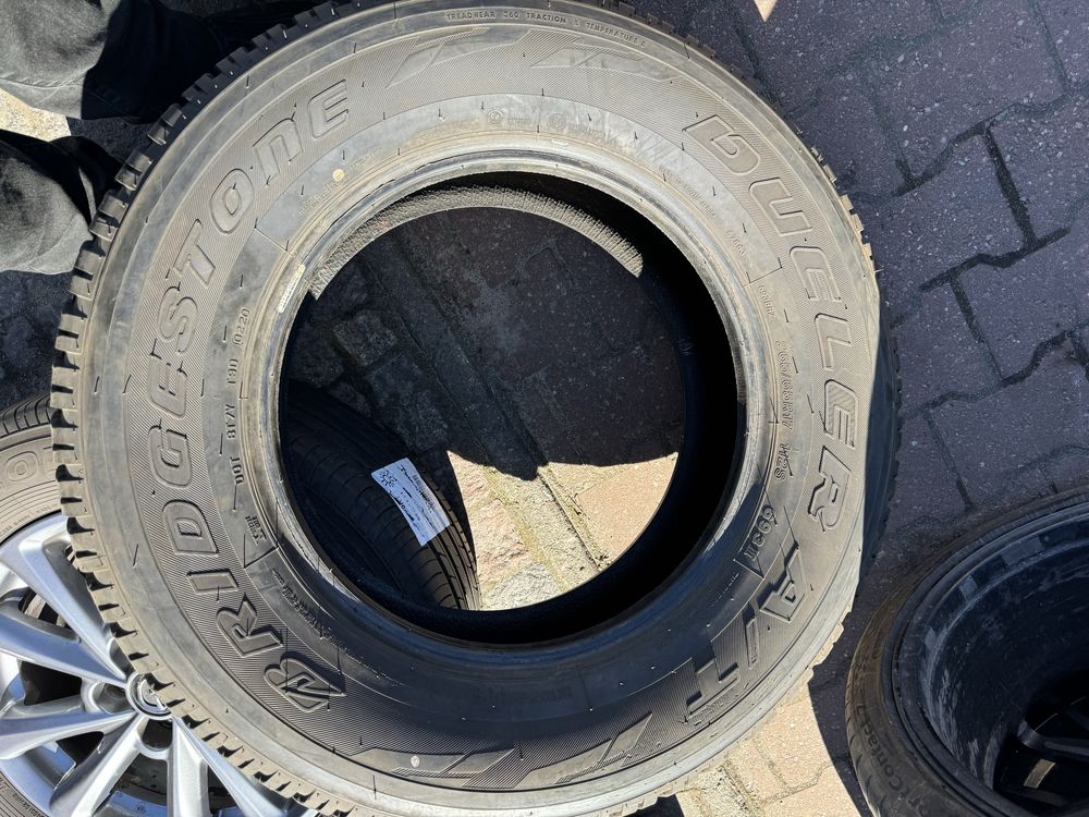 Opony 265/65 R17 112S Bridgestone Dueler A/T komplet FV
