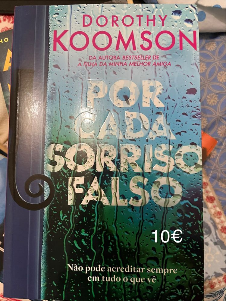 Livros diversos em bom estado