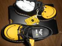 DR. MARTENS Туфлі/черевики Smiley колаборація, лімітована колекція