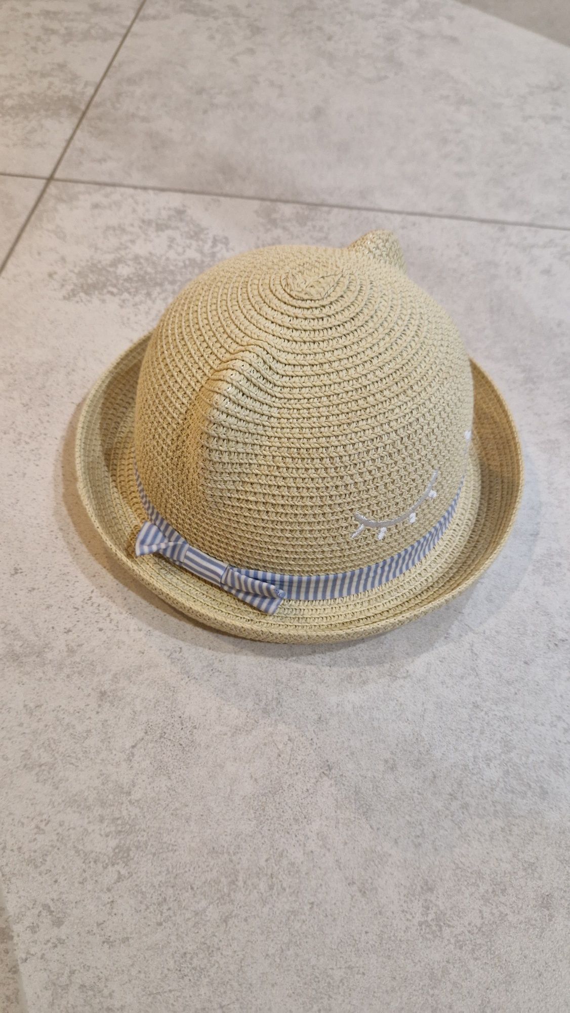 Kapelusz H&M z uszkami