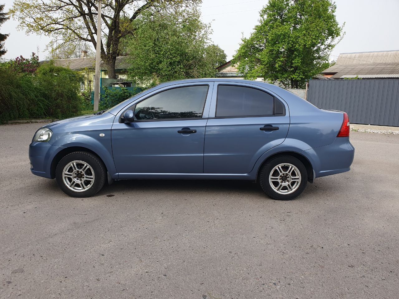 Продам Chevrolet Aveo t250 (кореец), в хорошем состоянии