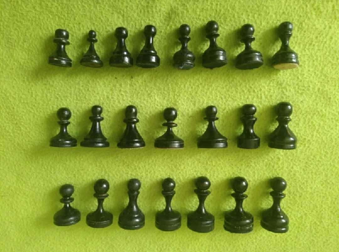 СЛОНЫ и КОНИ шахматы, поштучно, деревянные + ПЕШКИ к наборам СССР.