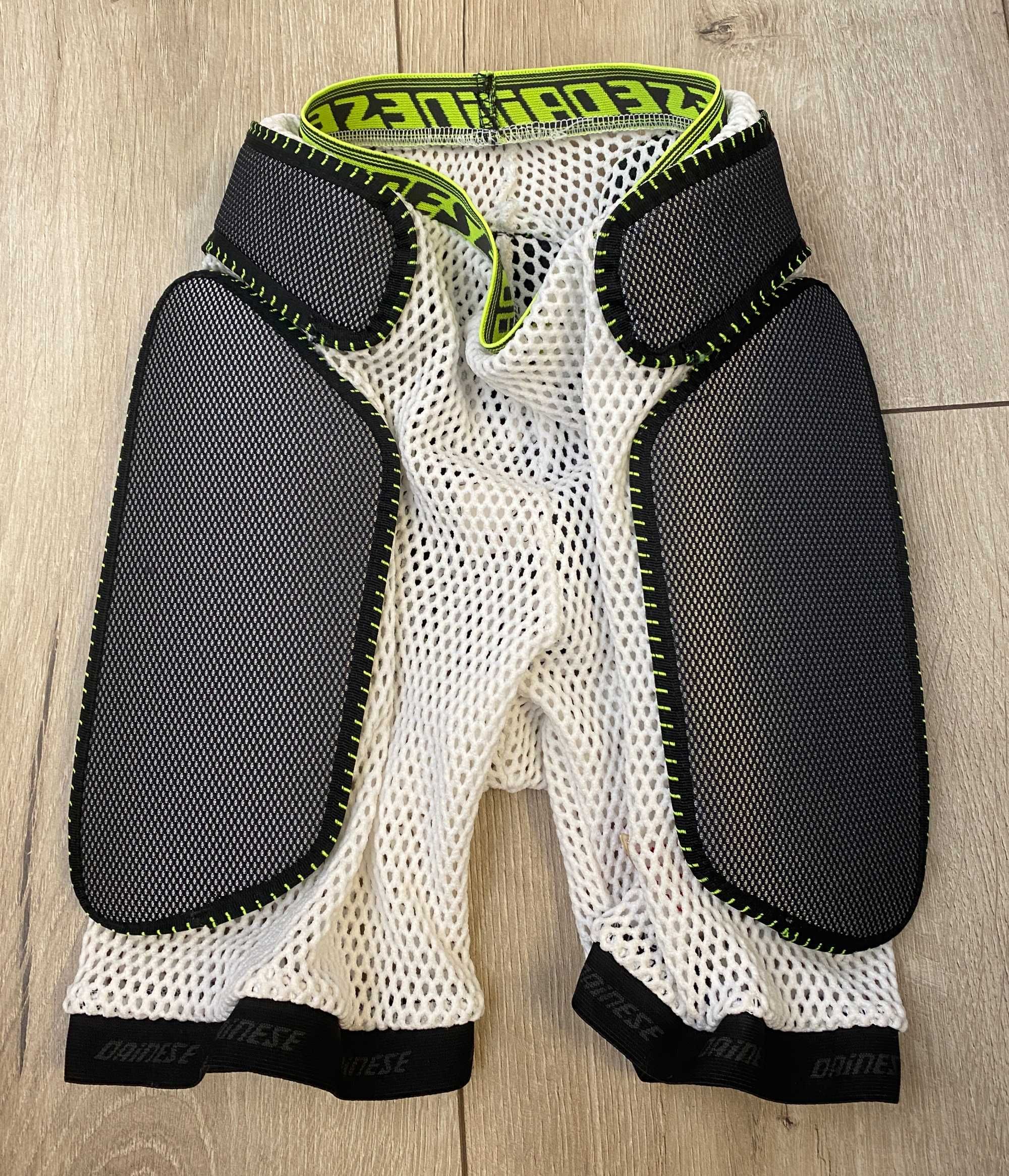 Защитные шорты Dainese (мото вело)