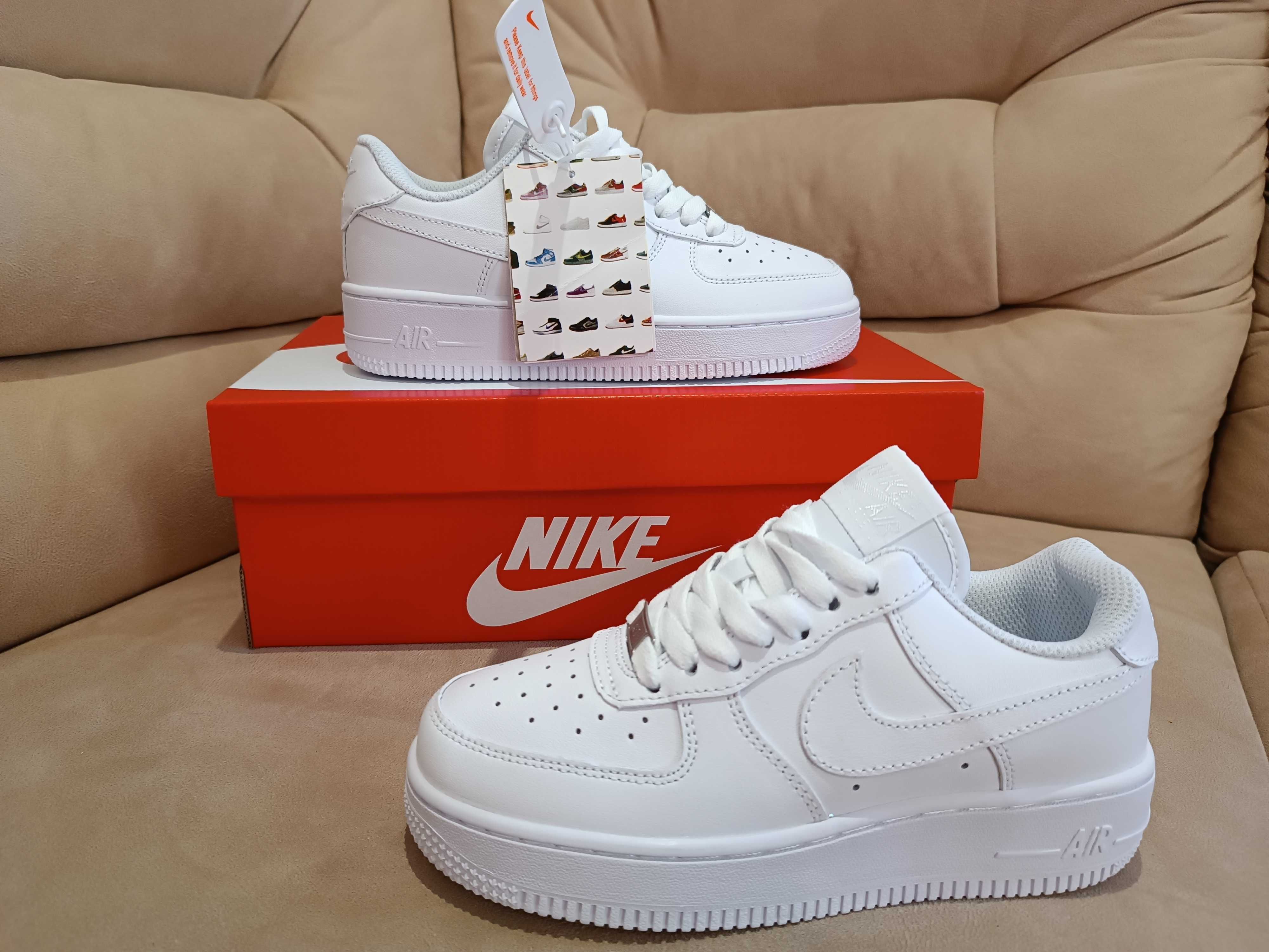 Жіночі кросівки Nike Air Force 1 Low White