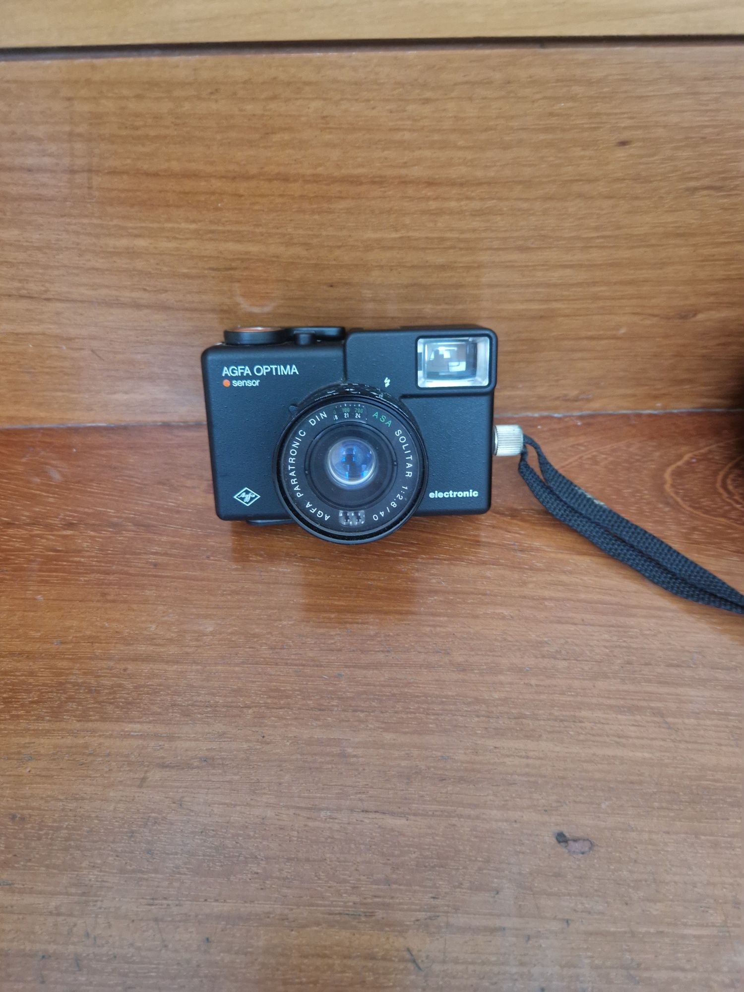 Máquina fotográfica analógica "Agfa Optima Sensor Flash Electronic"