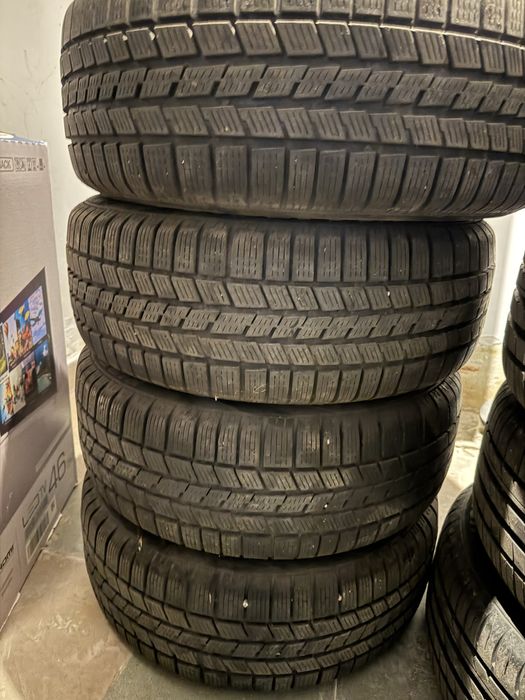 Opony Pirelli 195/55/16 zimowe