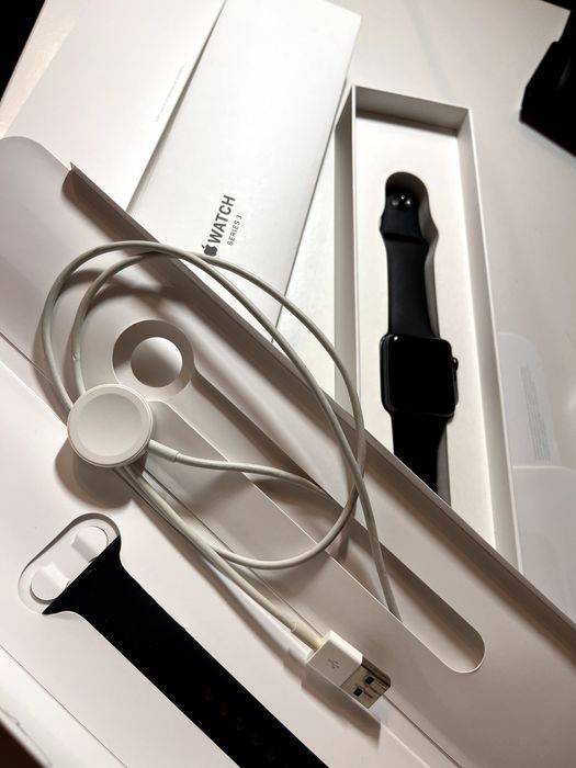 Apple Watch Series 3 GPS 38mm (Space Gray) 2019, вживаний