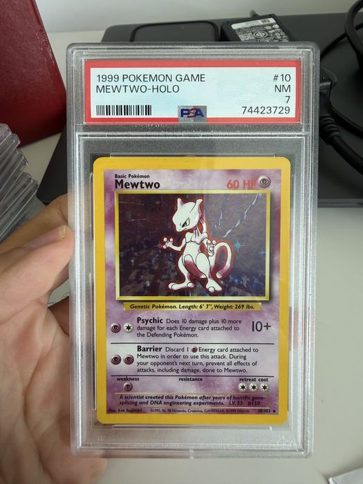 Carta pokemon graded mewtwo base set holo