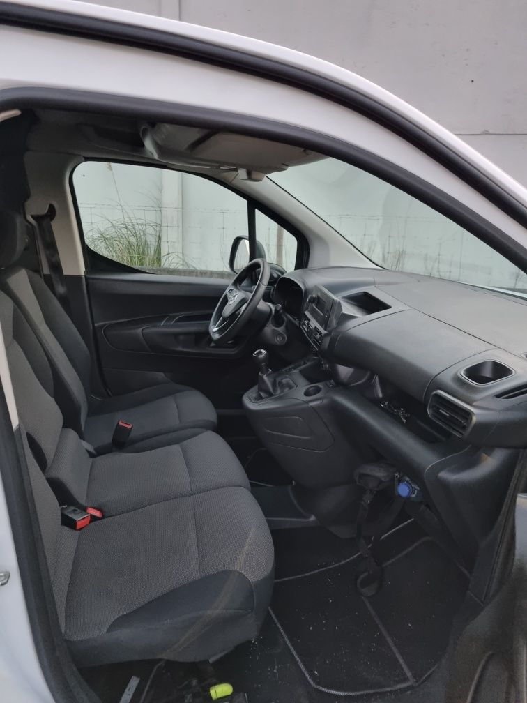 Opel combo (carrinha comercial]