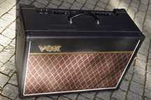 lampowy wzmacniacz gitarowy Vox AC15C1 15W
