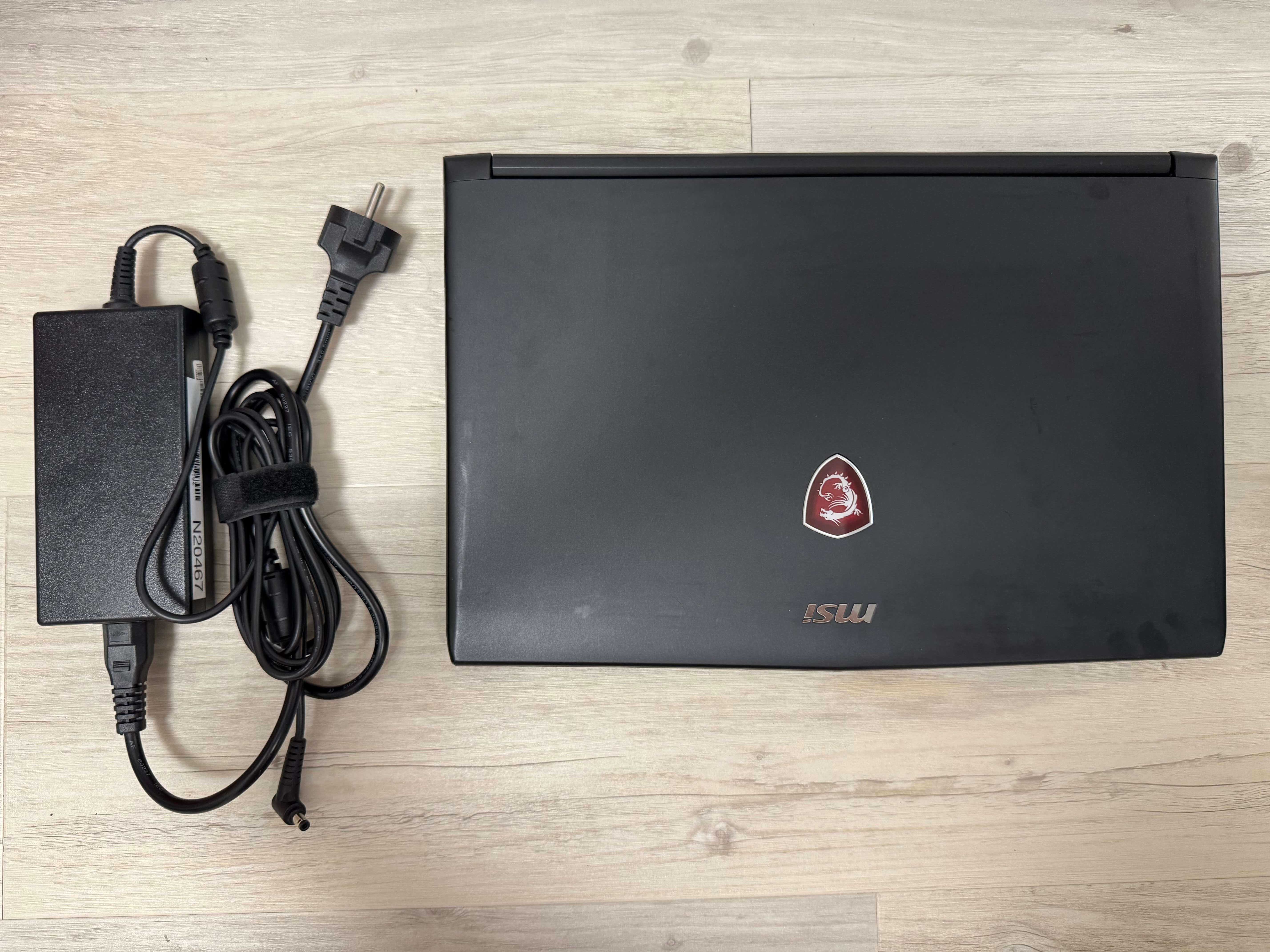Laptop MSI GL62M 7RDX  15,6” i5-7300HQ GTX 1050 8GB RAM