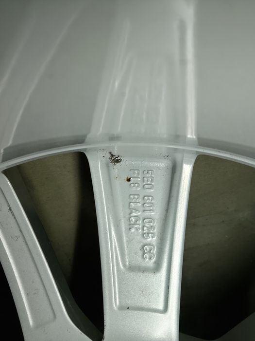 Kompletne koło zimowe Skoda Octavia